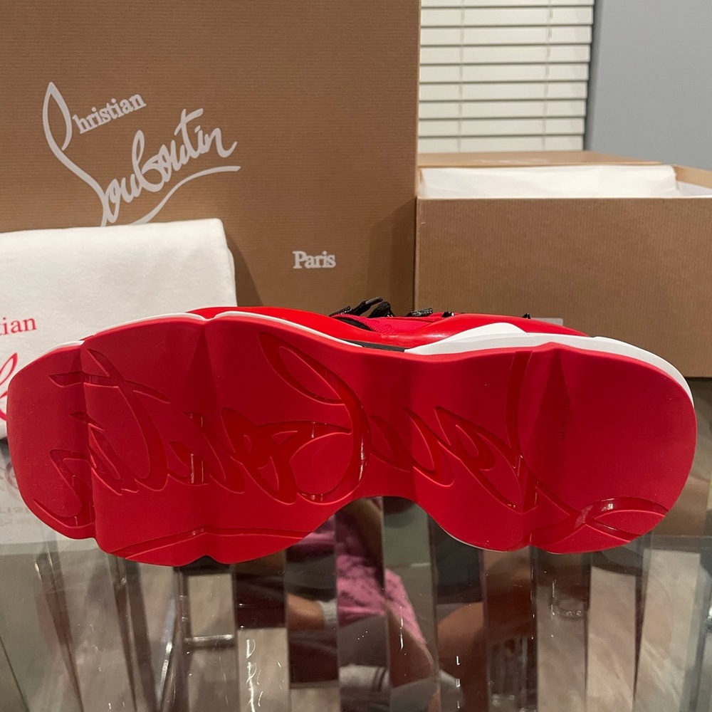 ♥️RED RUNNER! CHRISTIAN LOUBOUTIN SNEAKERS♥️ - Picture 7 of 10